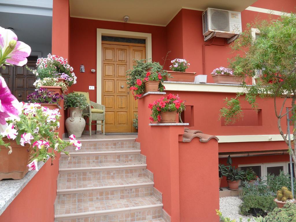 B&B Il Mirto Oristano Bagian luar foto